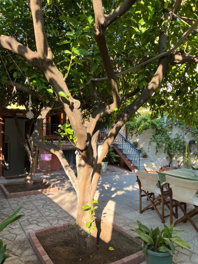 Cosy Guesthouse-Souterrain With Garden In City Center Corinth Luaran gambar