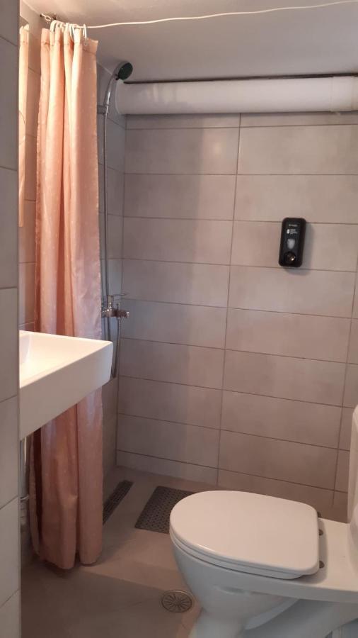 Cosy Guesthouse-Souterrain With Garden In City Center Corinth Luaran gambar